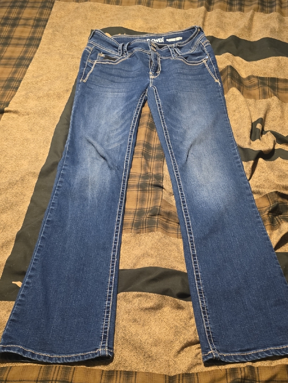 Wallflower Women's Flare Jeans in Blue Denim Brand New Size 3